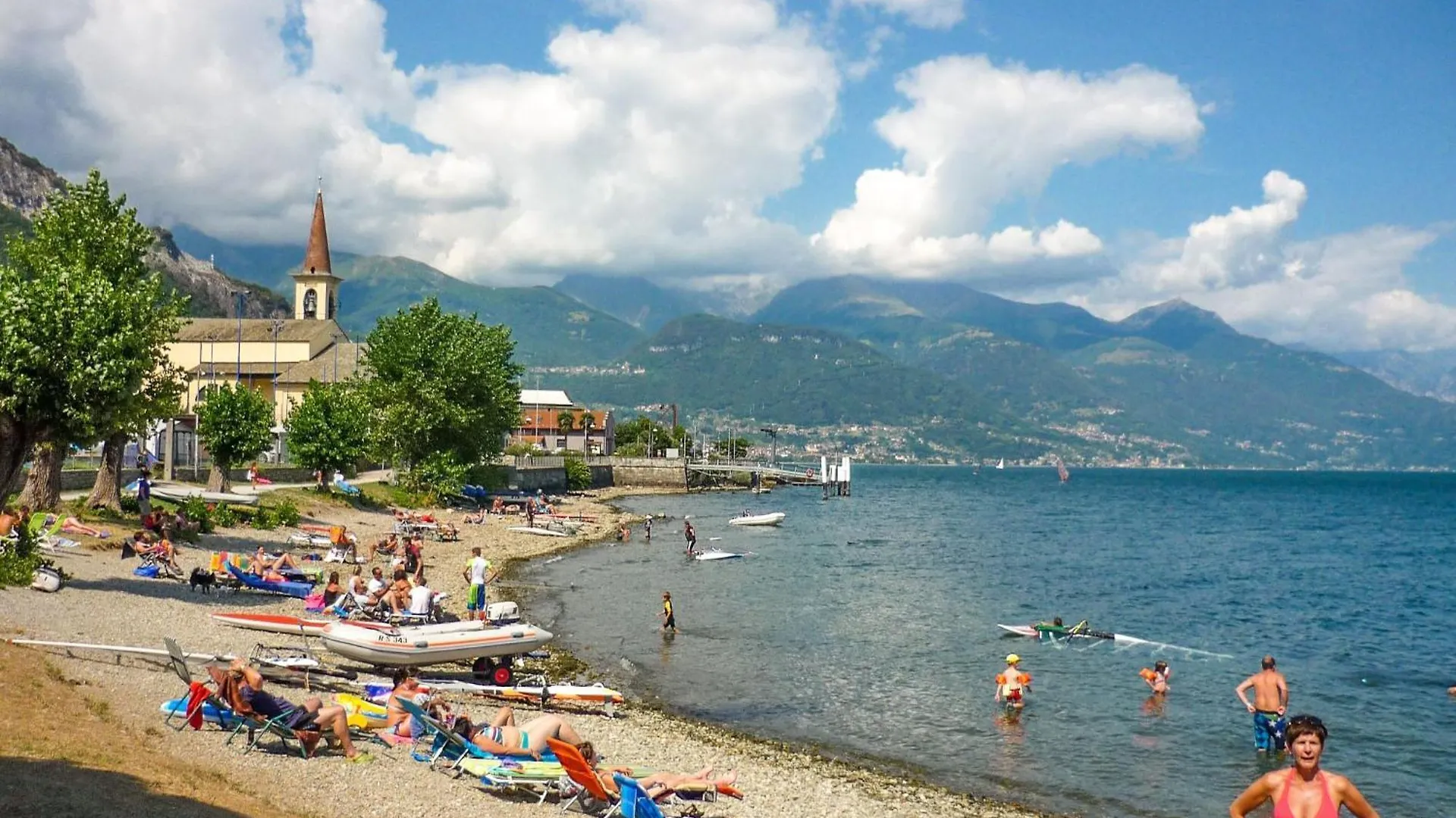 شقة Nido Alla Riva - Falco Ferienwohnung Pianello Del Lario إيطاليا